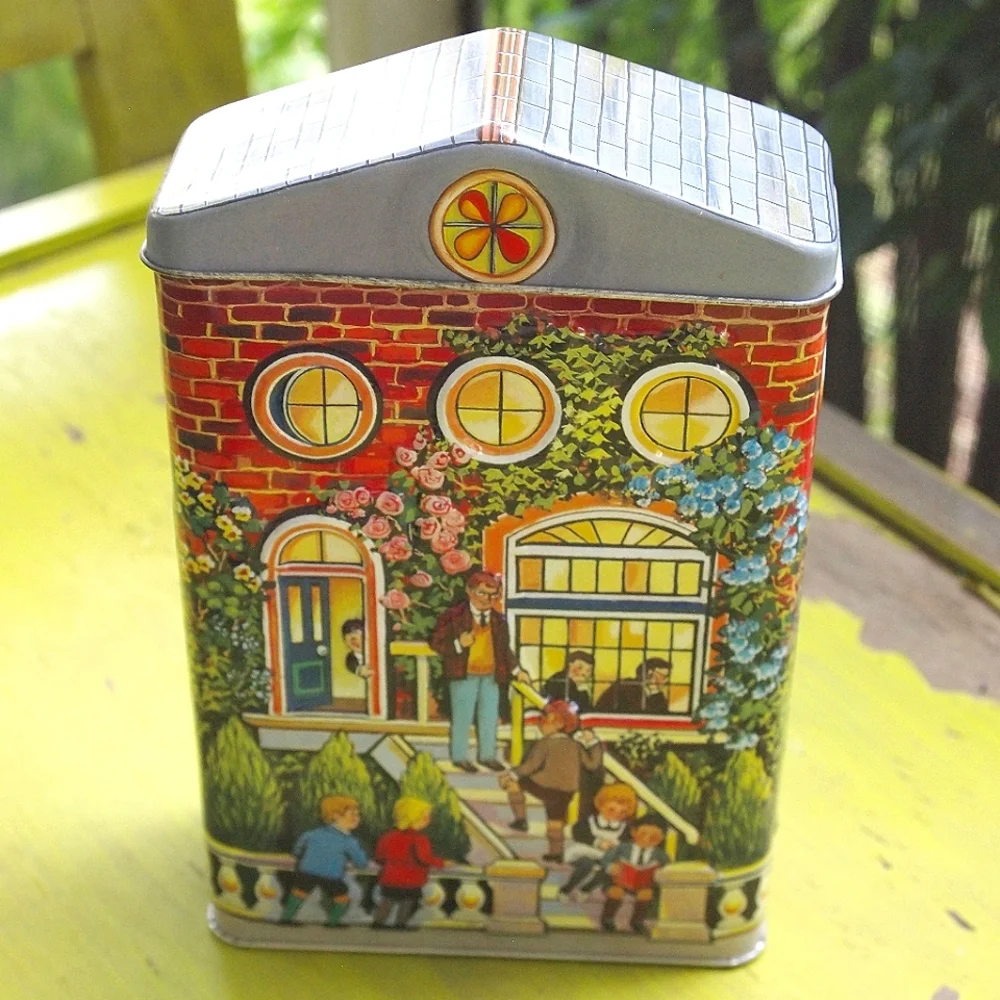 Vintage Hershey Tin Schoolhouse Hershey's Village Series Canister 2000 Holiday